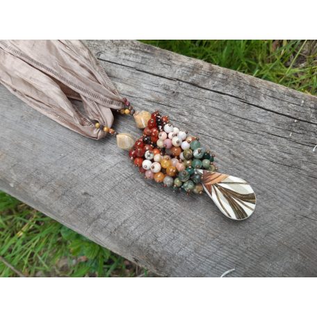 Antik értékmentett medál és ásványok nyakék