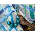 2. Vizekre hangolva - kék színárnyalataival festett fagolyók - nyaklánc