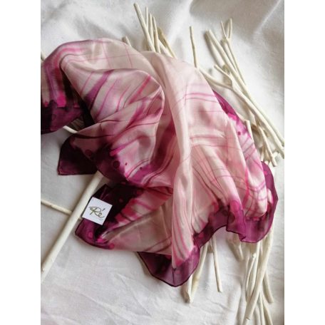  Kézi festésű valódi selyemkendő bordó és pink szinekkel