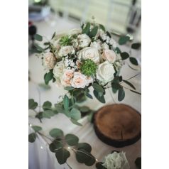 ESZTER - Greenary menyasszonyi csokor