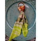 Batikolt hajkendő zöld és mustár színű