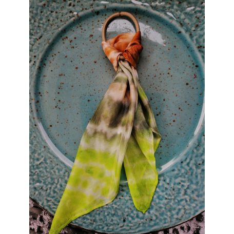 Batikolt hajkendő zöld és mustár színű